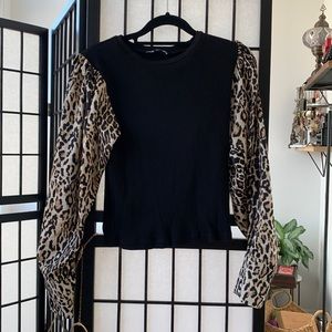 Zara ribbed black top with cheetah-print sleeves